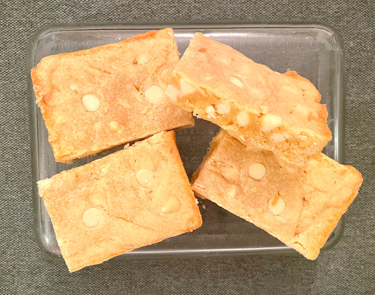 White Chocolate Blondies - 4 Ct