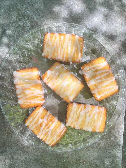 Mini Lemon Pound Cake - 3 Ct